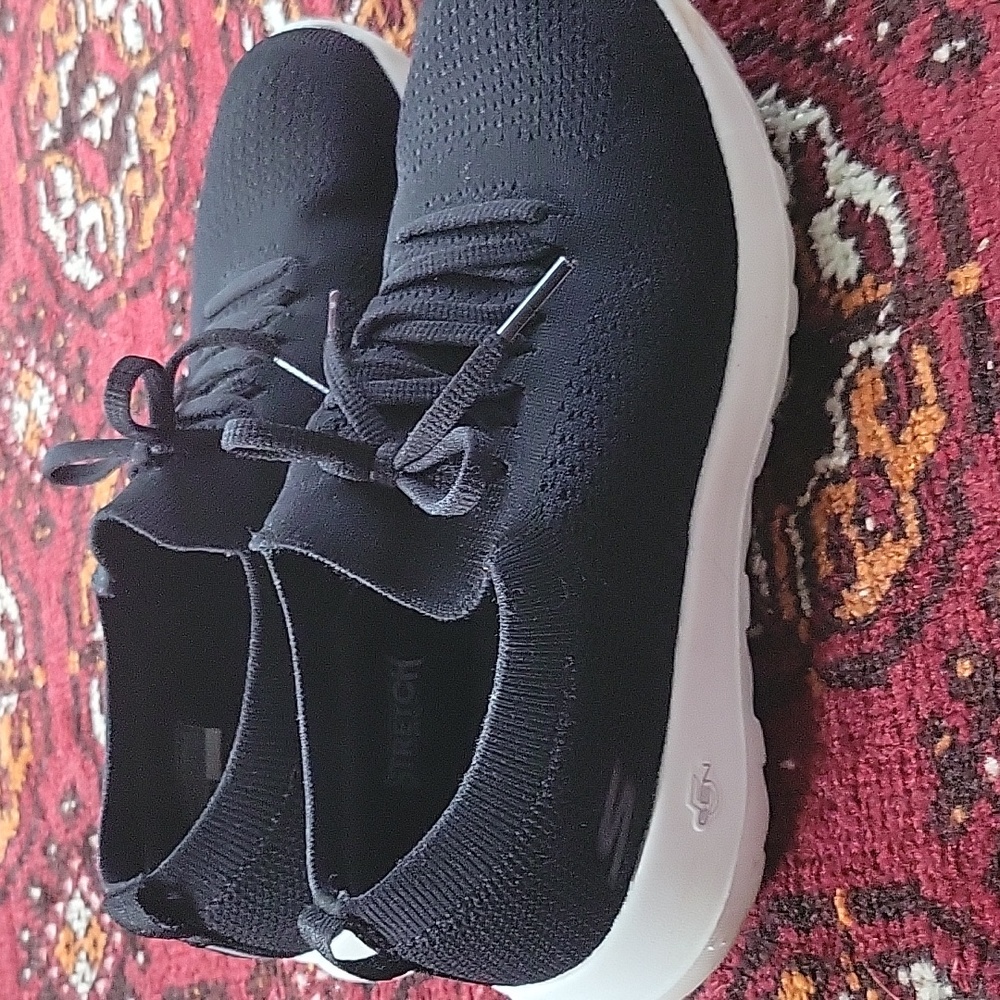 Black Skechers Sneakers Womens 8.5